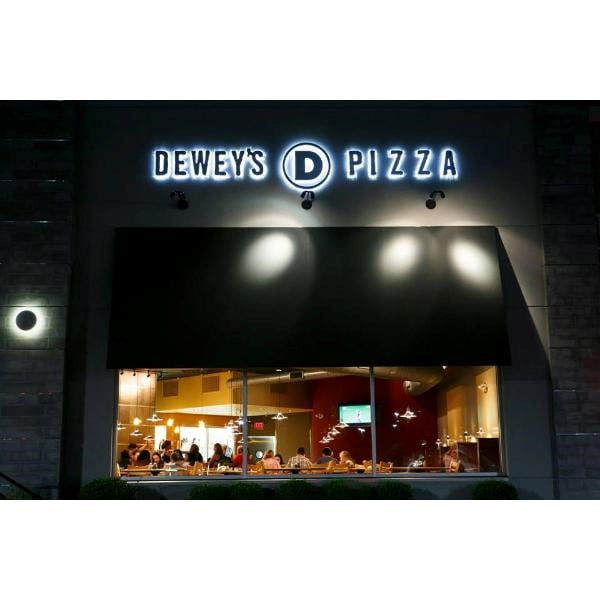 deweyspizza