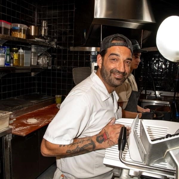 eatatpizzella