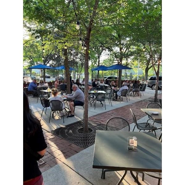 TufanosVernonParkTap